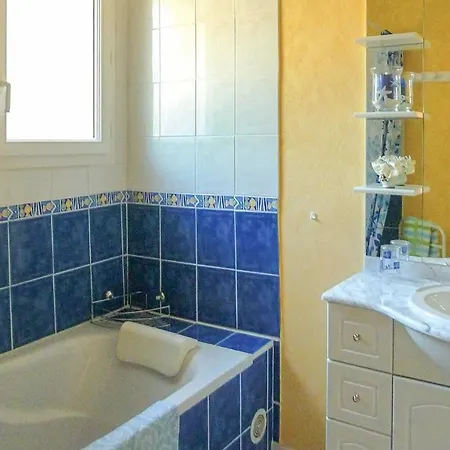 Le Planestel Sleeps 6 Wifi